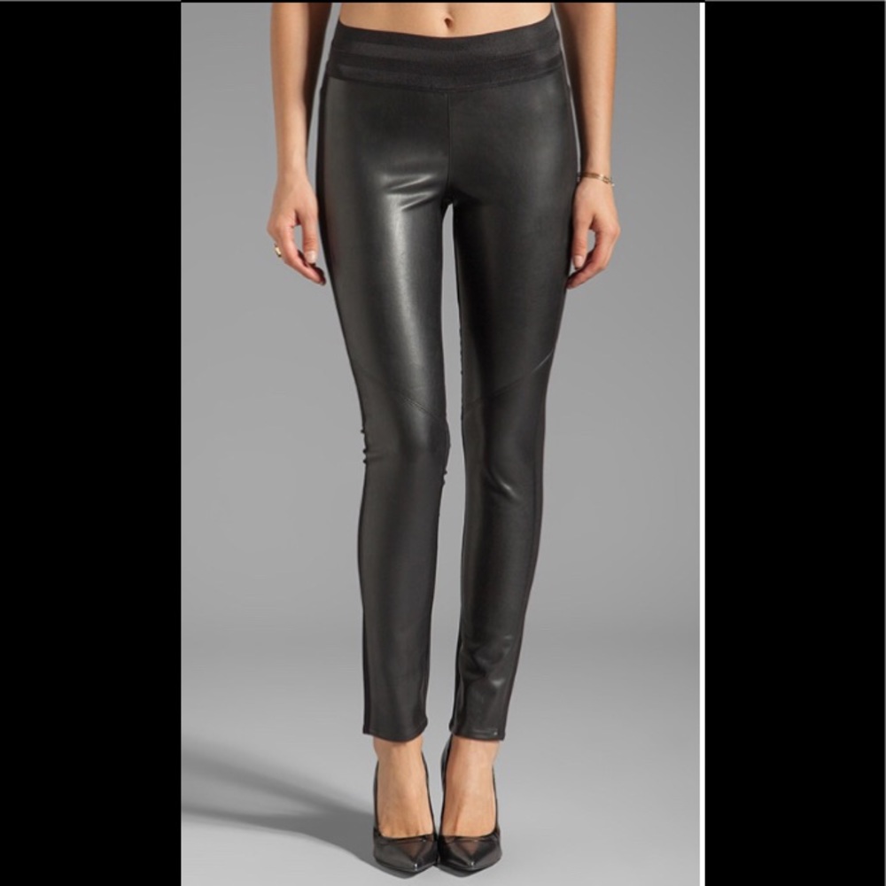 PAIGE NWT Paloma black vegan leggings size XS.